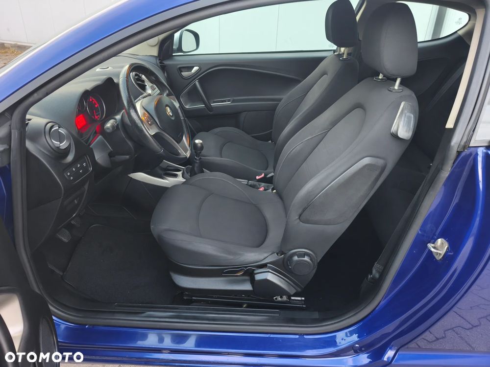 Alfa Romeo Mito - 36