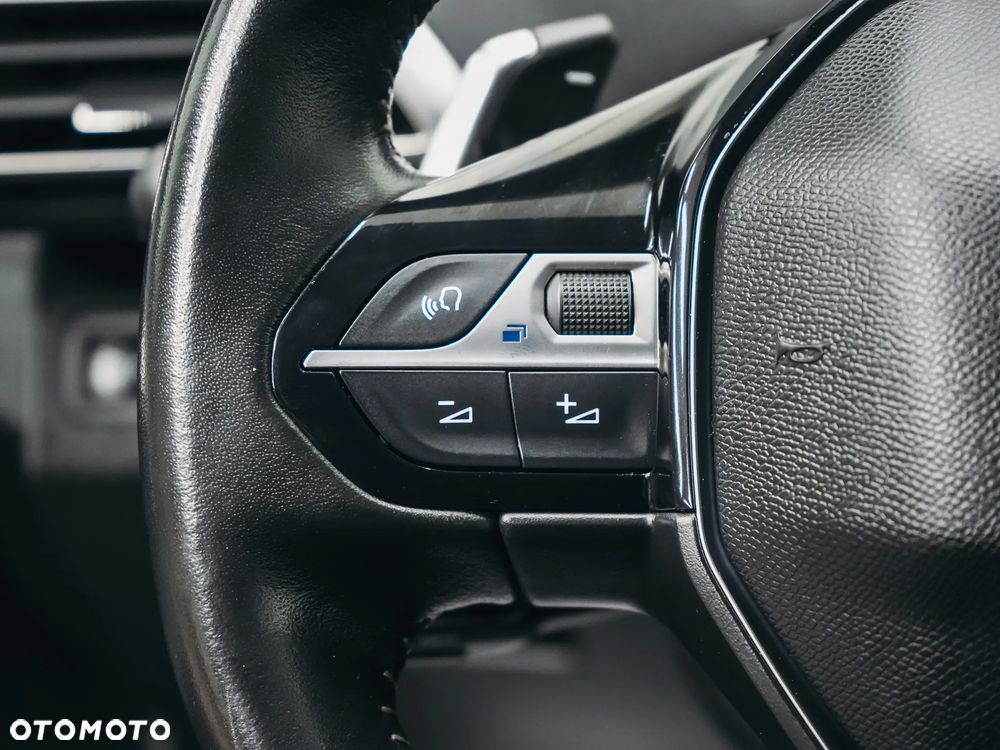 Peugeot 5008 - 19