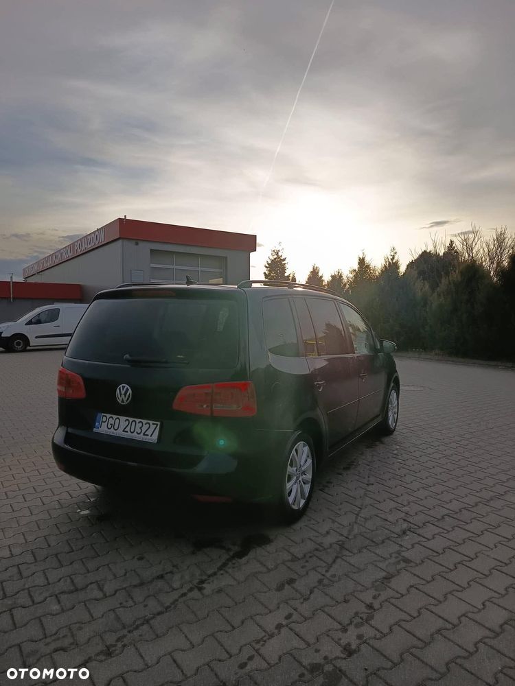 Volkswagen Touran 1.6 TDI DPF BlueMotion Technology Comfortline - 6