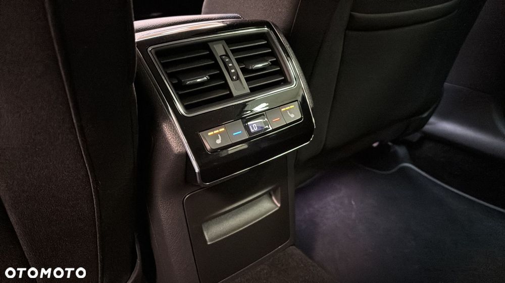Skoda Superb 2.0 TSI Style DSG - 23
