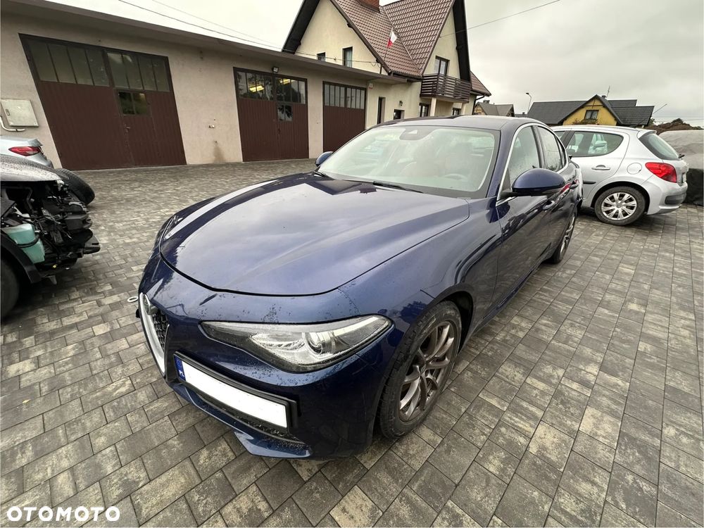 Alfa Romeo Giulia 2.2 D Turbo - 16