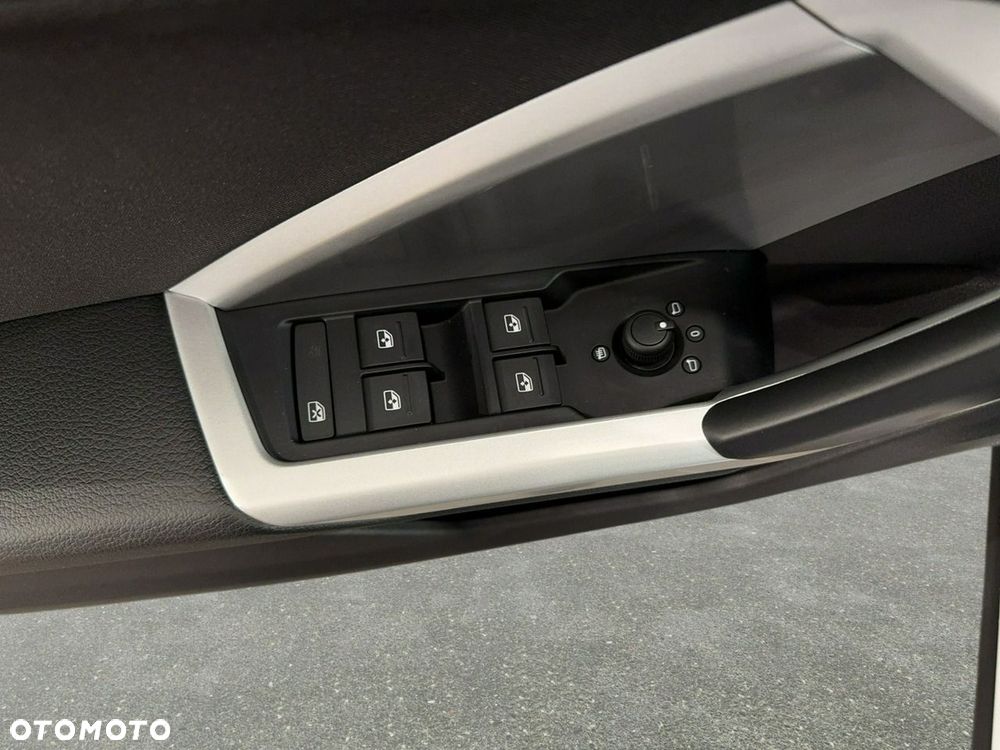 Audi Q3 35 TFSI S tronic - 25