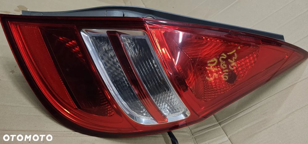 Hyundai i30  lampa tył tylna prawa lewa - 3