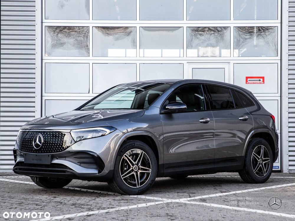 Mercedes-Benz EQA 250+ 70.5kWh AMG Line - 1