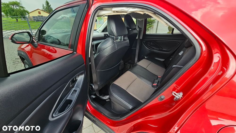 Toyota Yaris Cross Hybrid 1.5 Executive AWD - 13