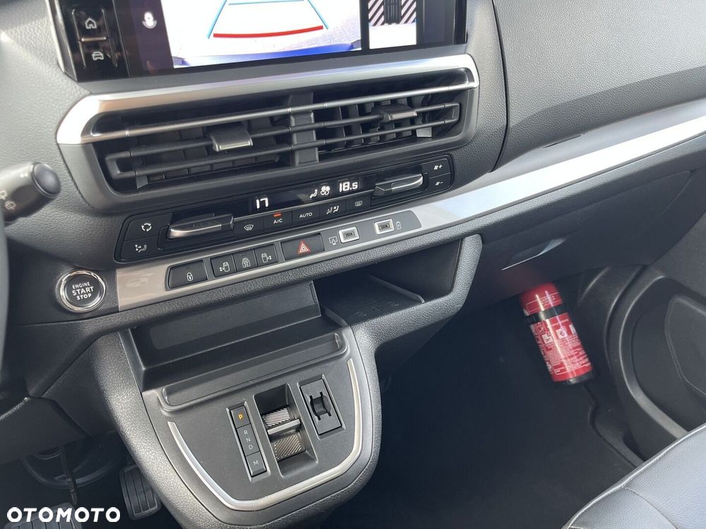 Toyota Proace Verso 2.0 D4-D Long VIP - 18