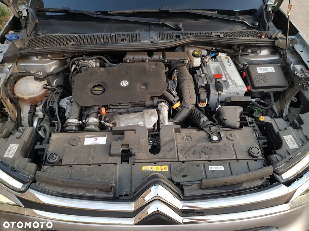 Citroën C4 BlueHDi 110 Stop&Start C-SERIES - 16