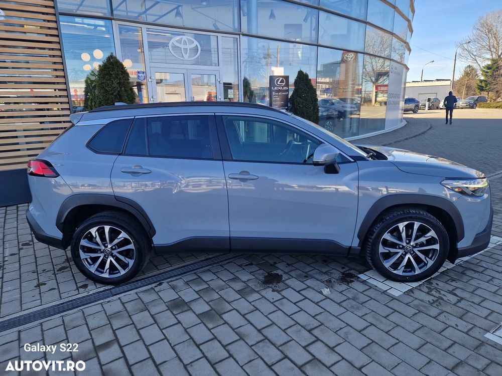 Toyota Corolla Cross - 8