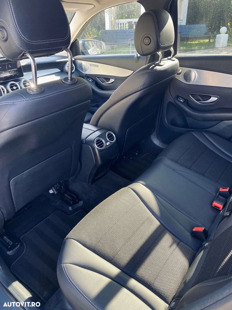 Mercedes-Benz GLC 250 d 4Matic 9G-TRONIC AMG Line - 13