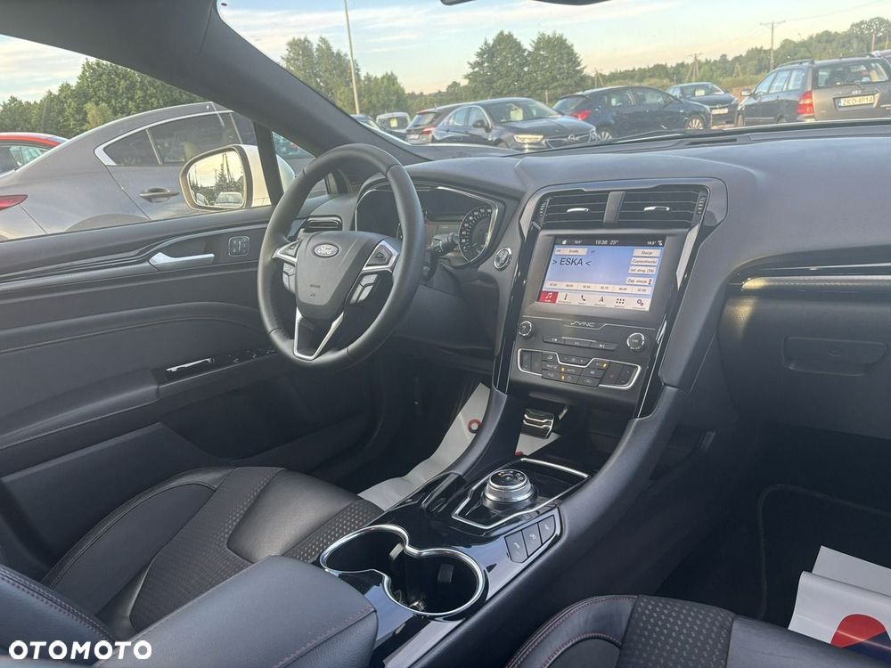 Ford Mondeo - 24