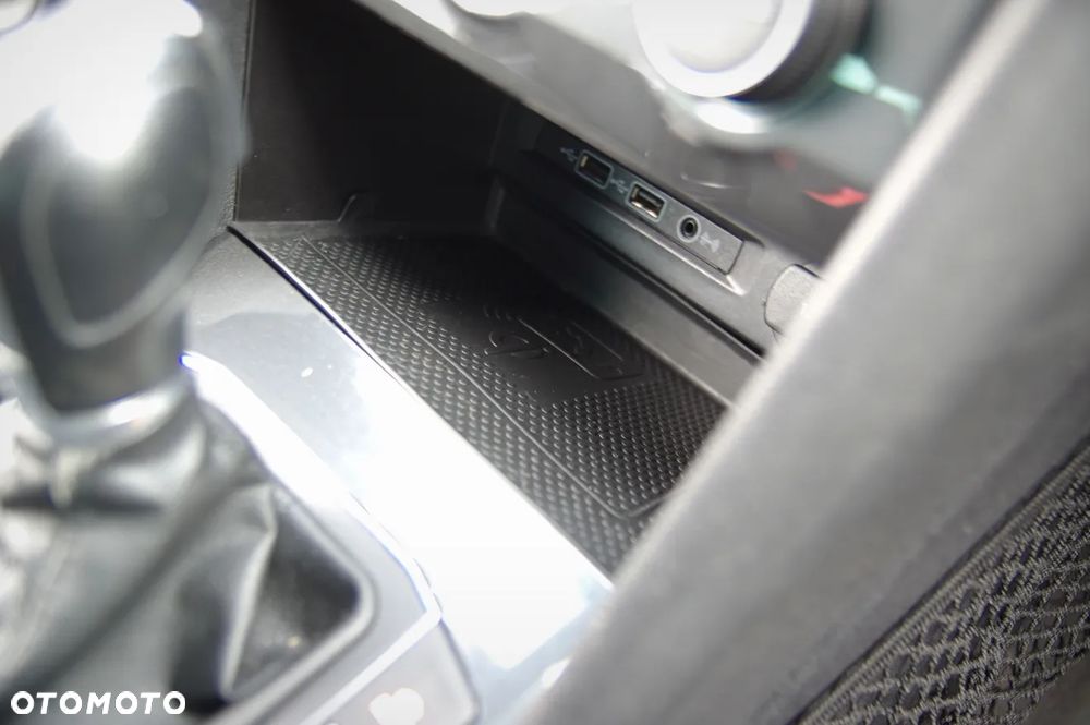 Volkswagen Tiguan 1.5 TSI ACT OPF DSG Highline - 37