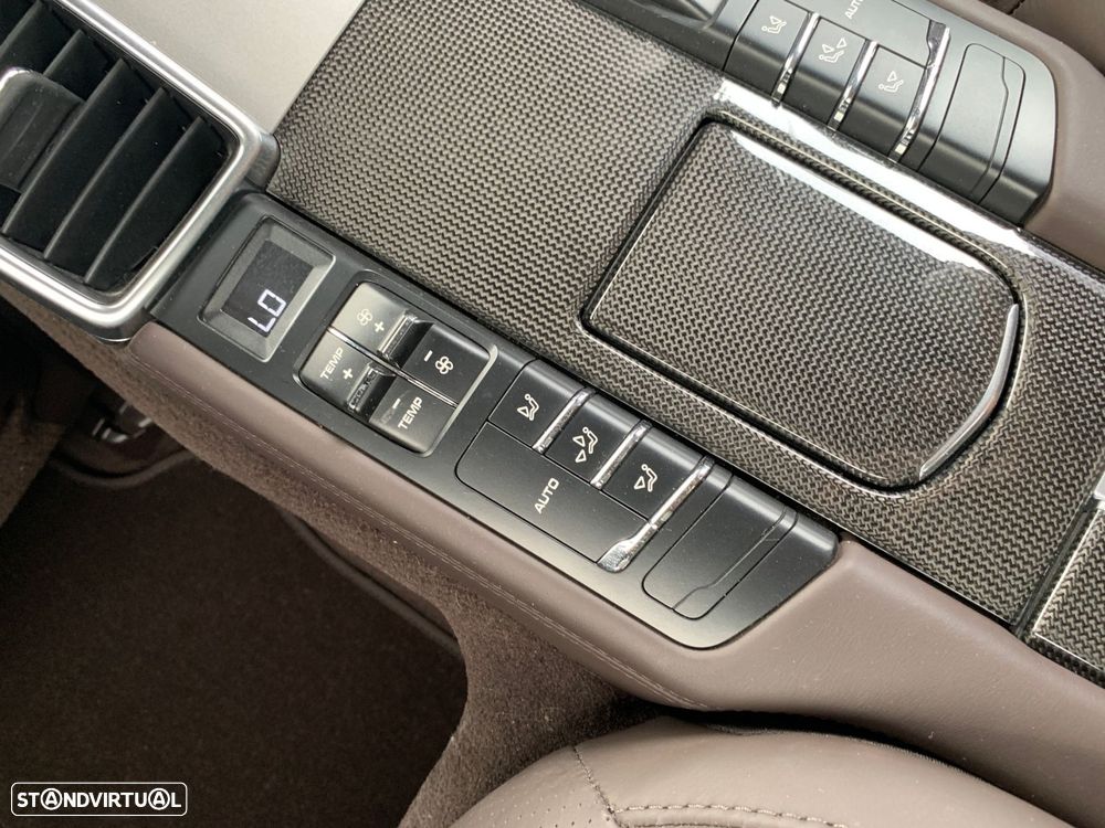 Porsche Panamera 3.0 V6 - 47