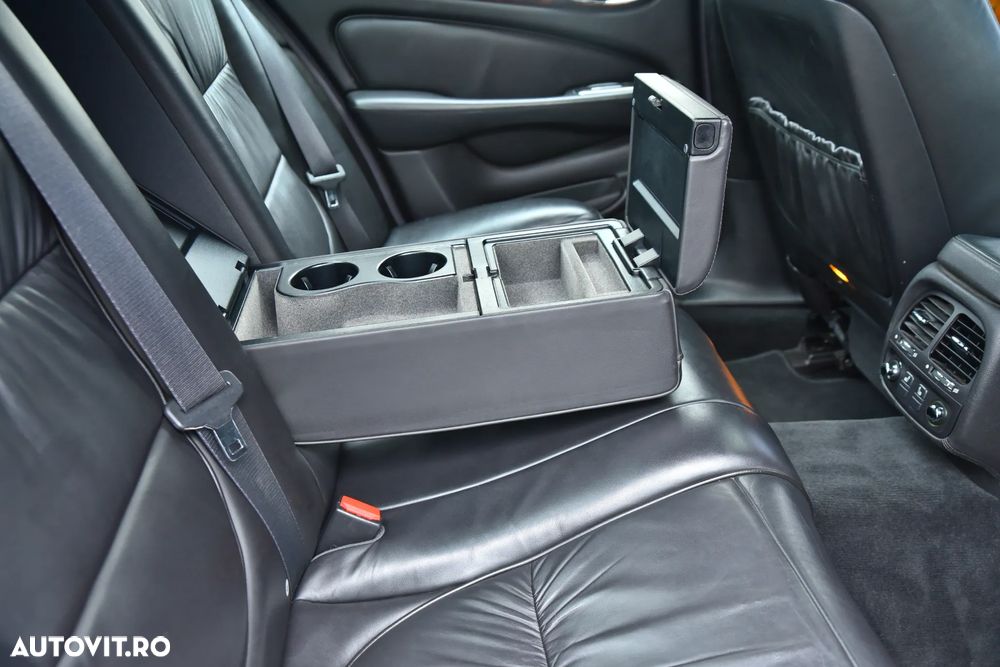 Jaguar XJ XJ6 2.7 Twin Turbo Diesel Executive - 10