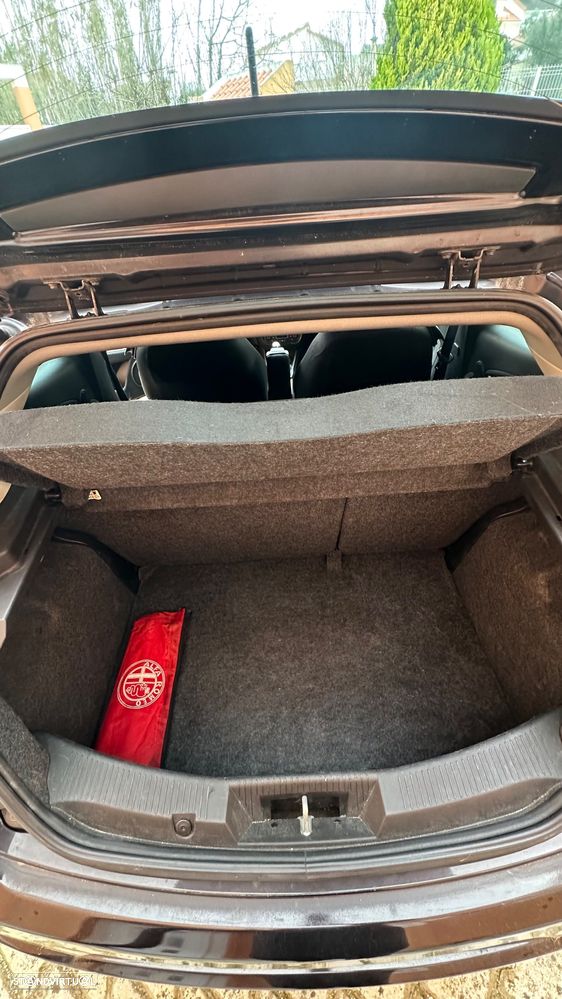 Alfa Romeo MiTo 1.3 JTD Distinctive - 10