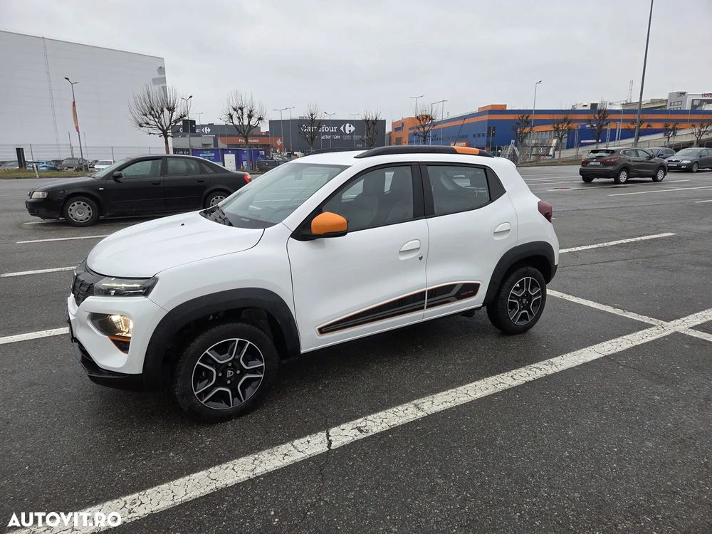 Dacia Spring Essential - 1