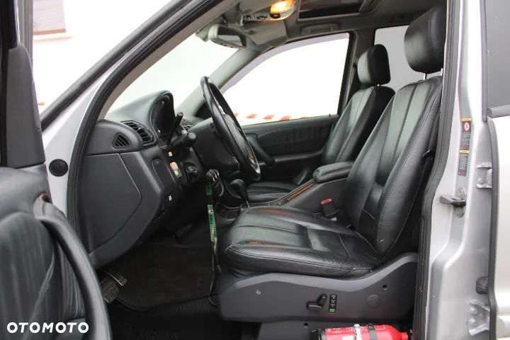 Mercedes-Benz ML 400 CDI Final Edition - 29