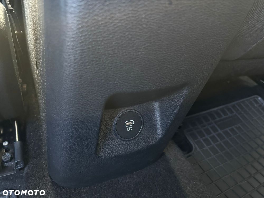 Kia XCeed 1.5 T-GDI M DCT - 11