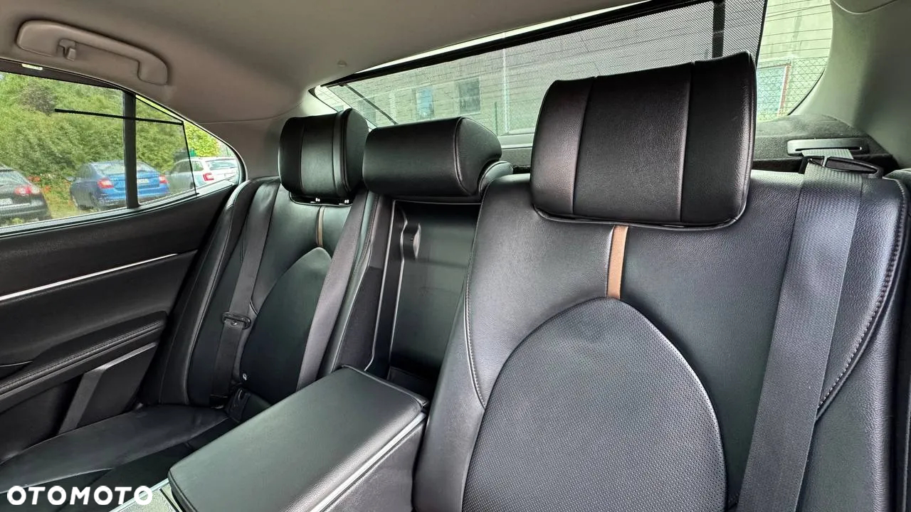 Toyota Camry 2.5 Hybrid Prestige CVT - 10