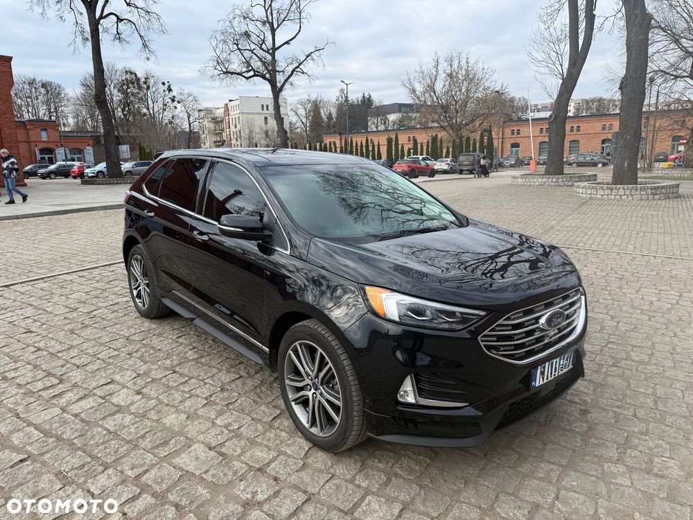 Ford Edge - 1