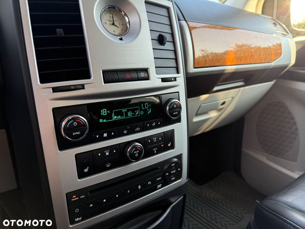 Chrysler Grand Voyager 3.8 V6 Limited - 18