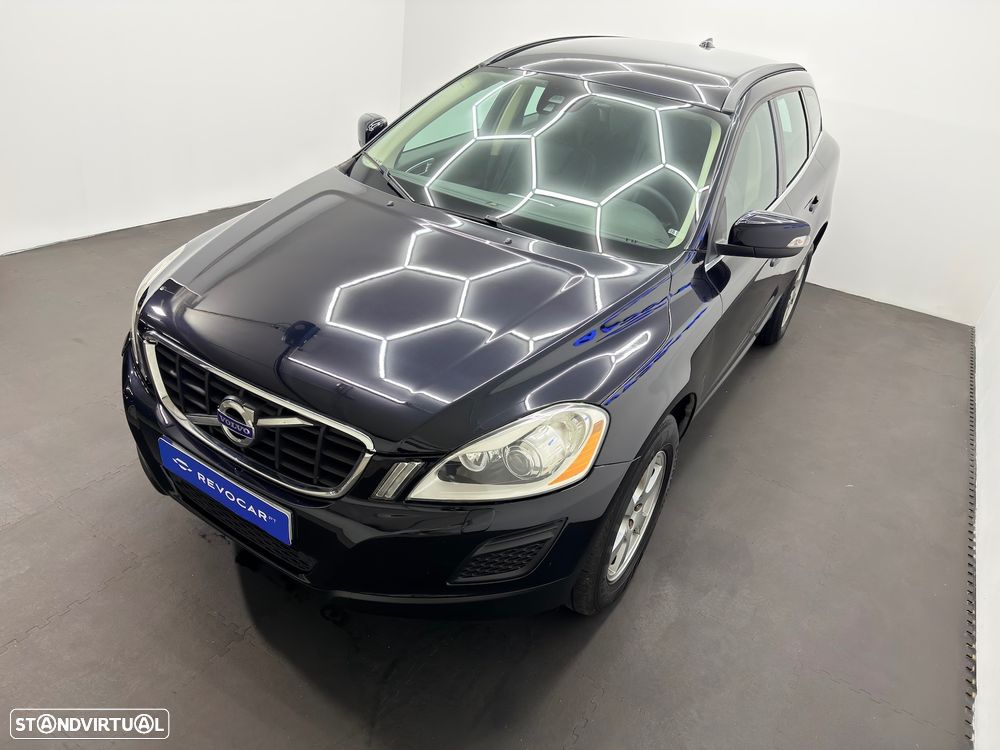 Volvo XC 60 2.0 D4 DRIVe Momentum - 6