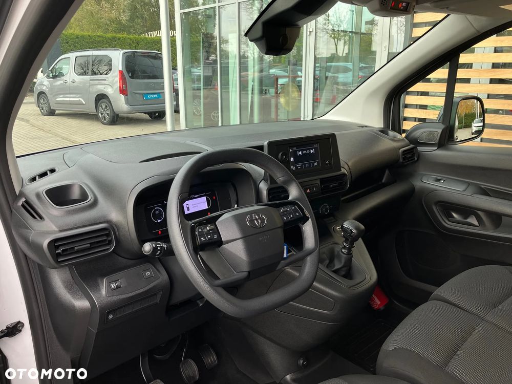 Toyota Proace City 1.5 D-4D Long 2,4t Active - 35
