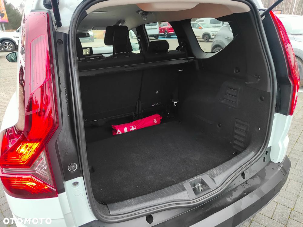Dacia Jogger 1.6 Full Hybrid 140 Expression MMT - 22