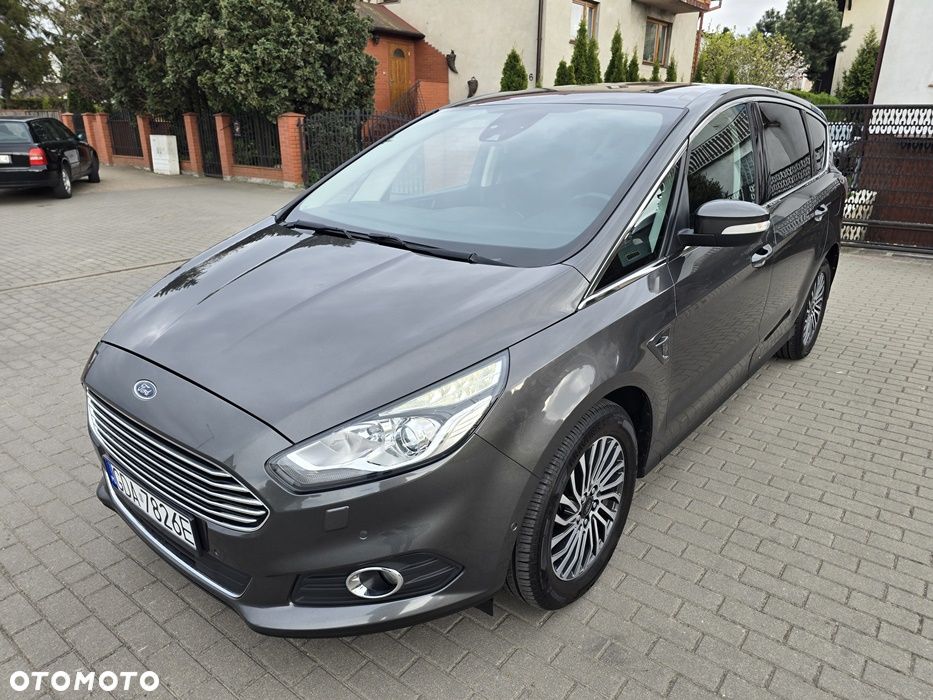 Ford S-Max 2.0 TDCi Titanium - 1
