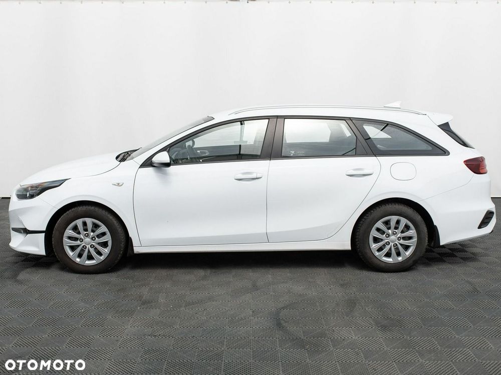 Kia Ceed - 9