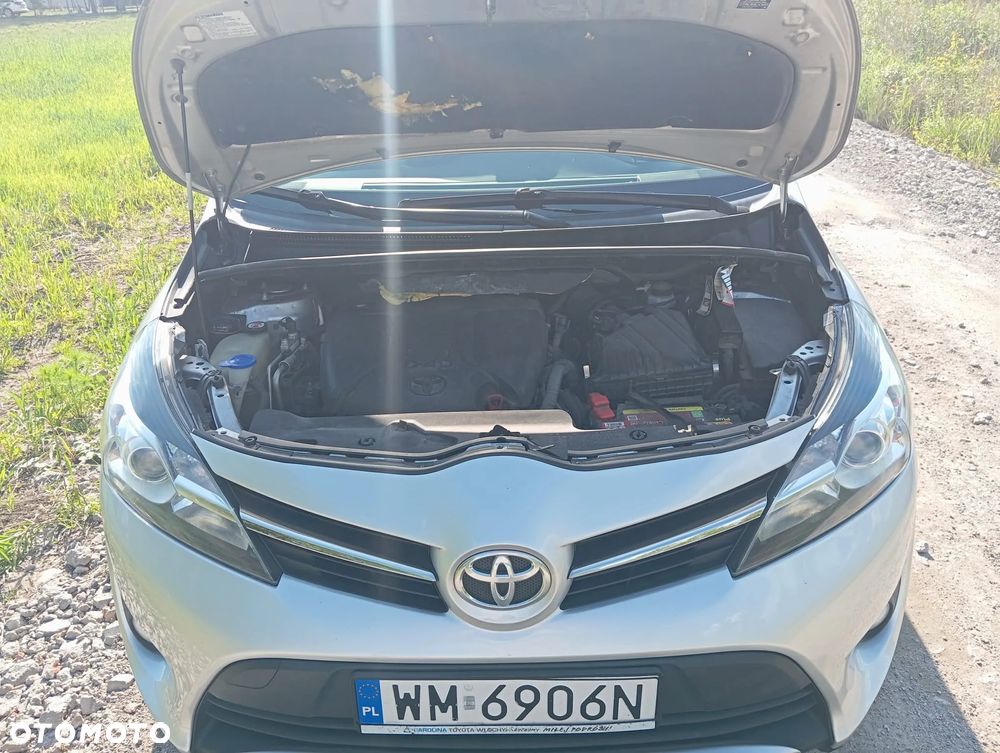 Toyota Verso 1.6 D-4D Active - 17