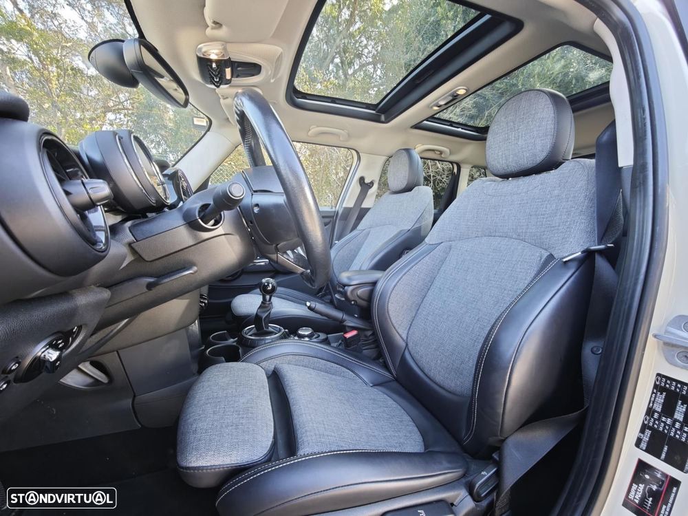 MINI 5 Portas Cooper D - 21