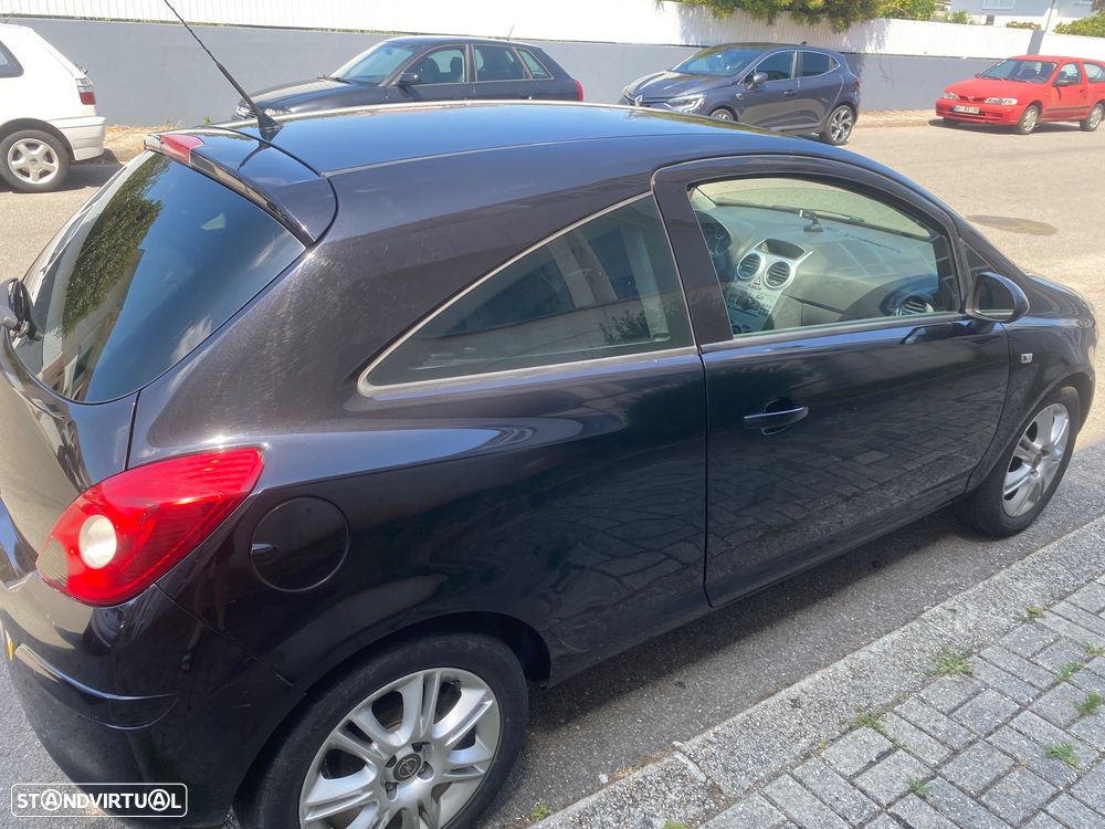 Opel Corsa 1.2 Go! FlexFuel - 3