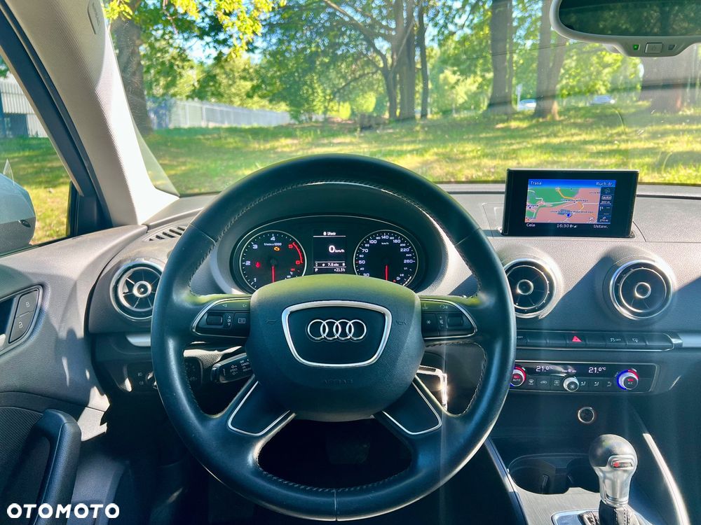 Audi A3 Sportback 1.6 TDI S tronic - 12