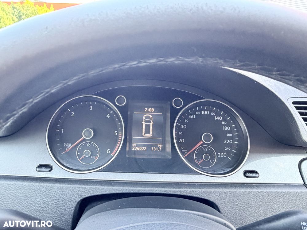 Volkswagen Passat 2.0 TDI Comfortline DPF - 19