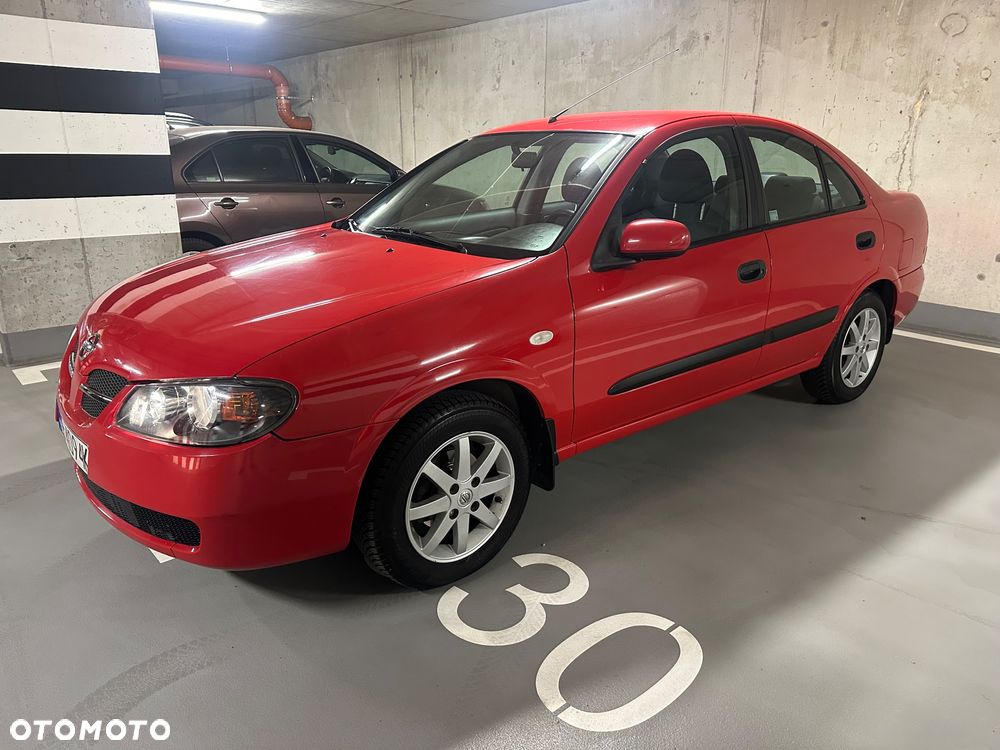 Nissan Almera 1.5 Visia - 1