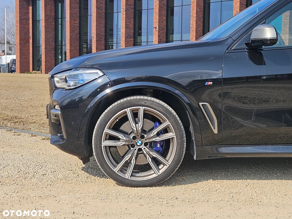 BMW X5 M50i - 12