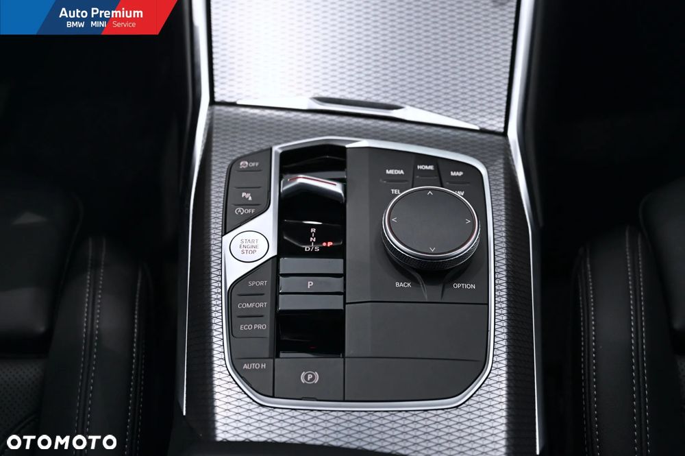 BMW Seria 3 320i xDrive M Sport sport - 19