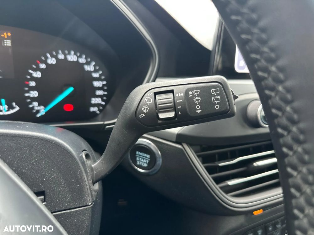 Ford Focus 1.0 EcoBoost Connected - 16