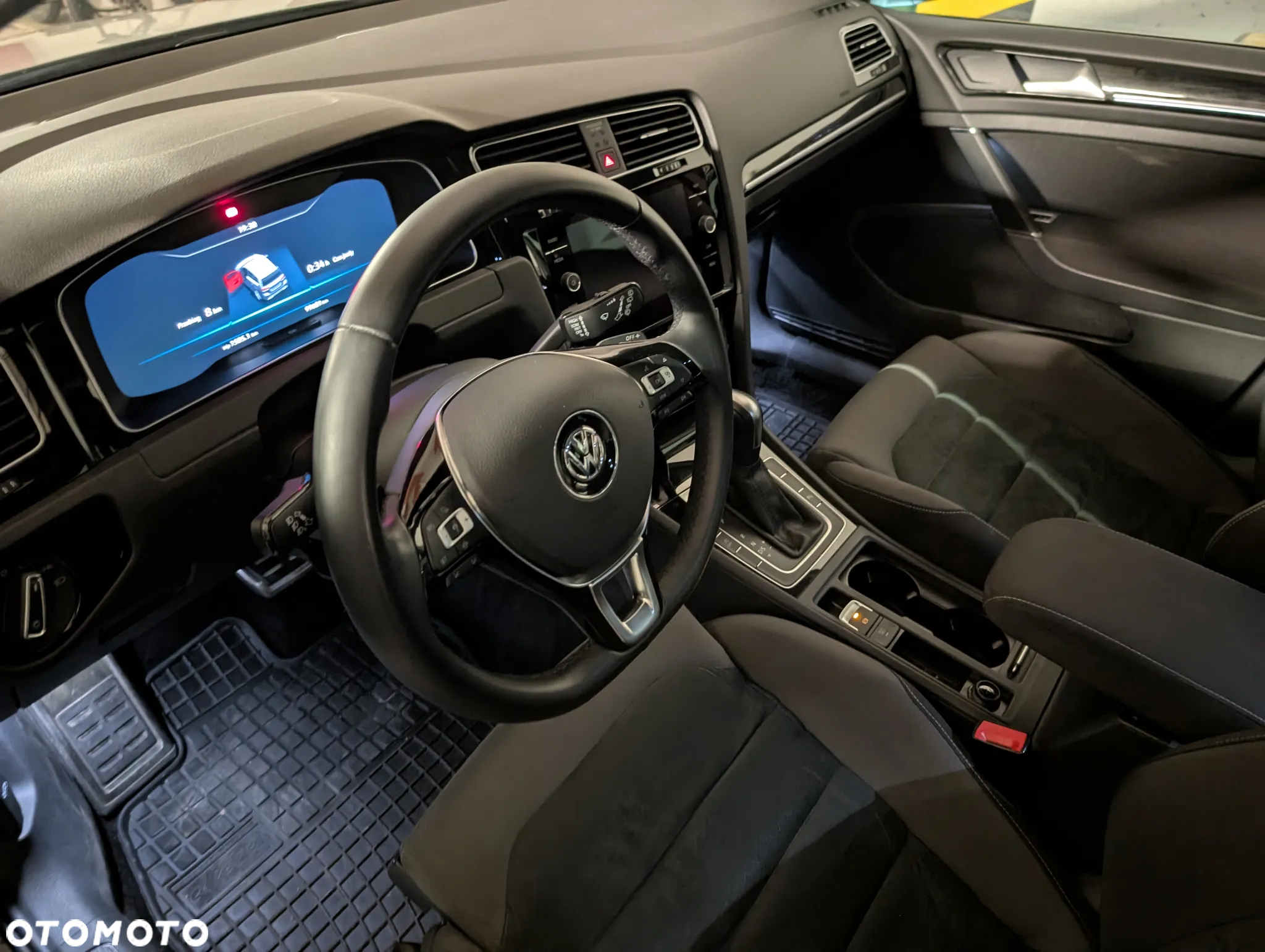 Volkswagen Golf VII 1.5 TSI BMT Evo Highline DSG - 30