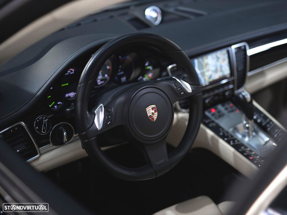 Porsche Panamera S e-Hybrid - 17