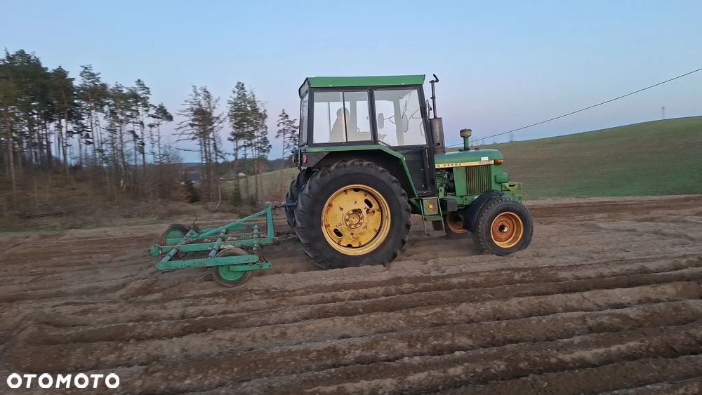 John Deere 2130 - 6