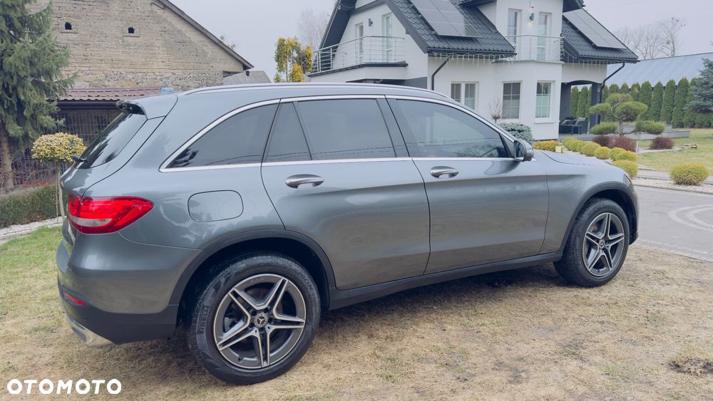 Mercedes-Benz GLC - 8