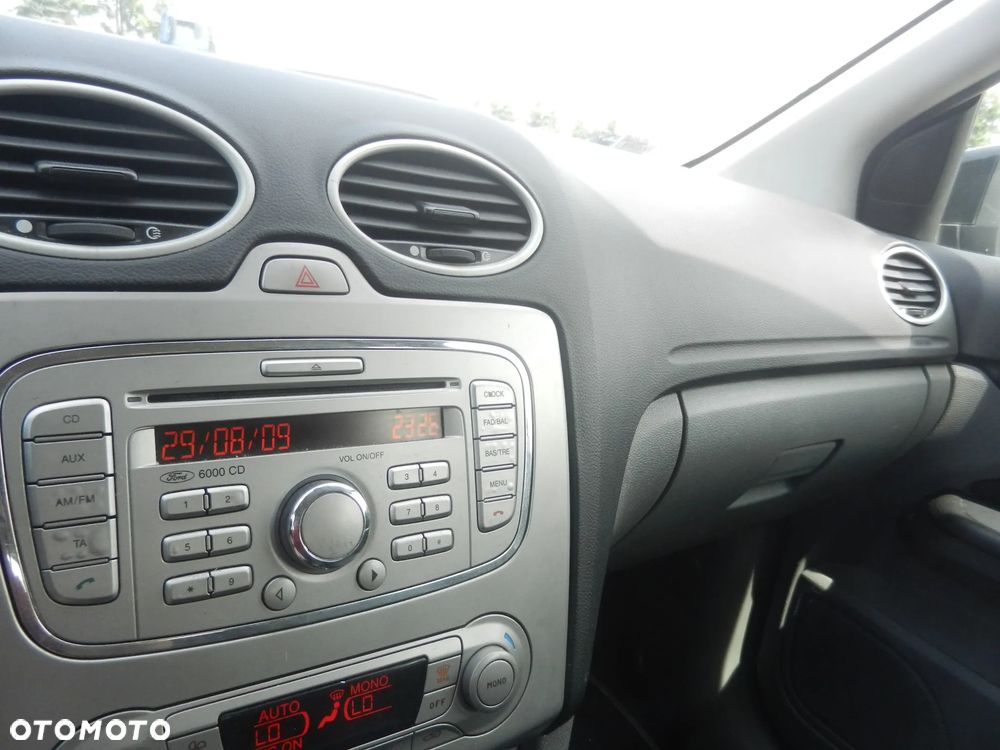 Ford Focus - 14