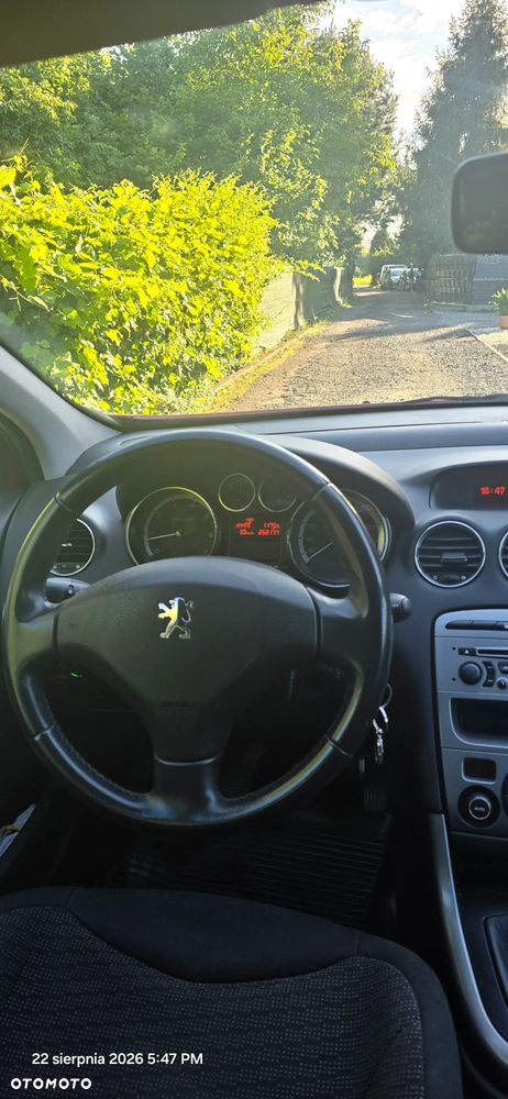 Peugeot 308 2008 photo 2