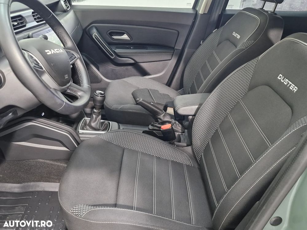 Dacia Duster TCe 130 Journey - 7
