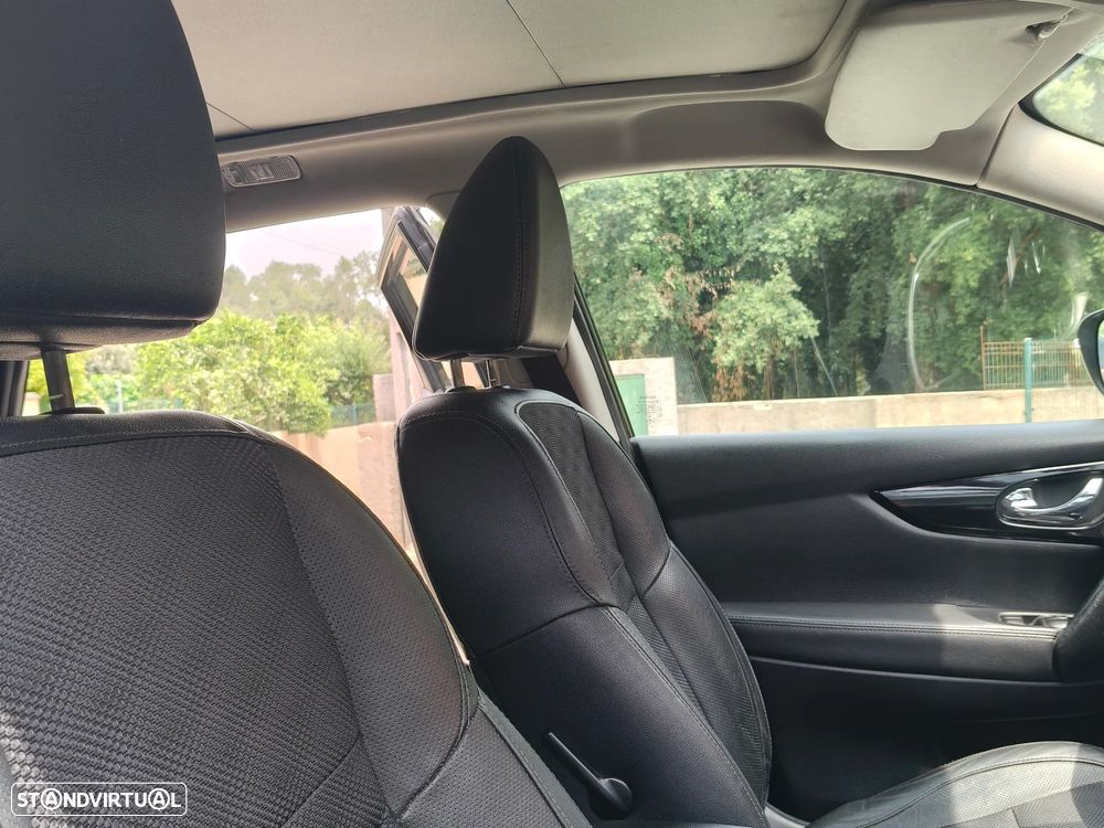 Nissan Qashqai 1.6 dCi TEKNA+ - 9