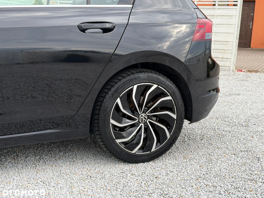 Volkswagen Golf 1.5 eTSI EVO Style DSG - 29