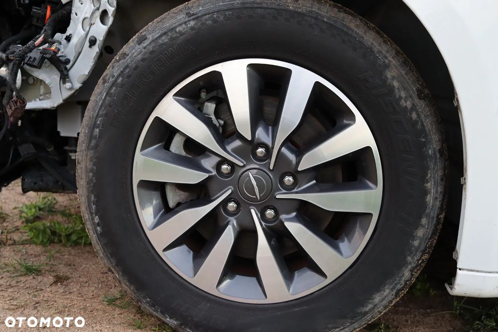 Chrysler Pacifica - 40