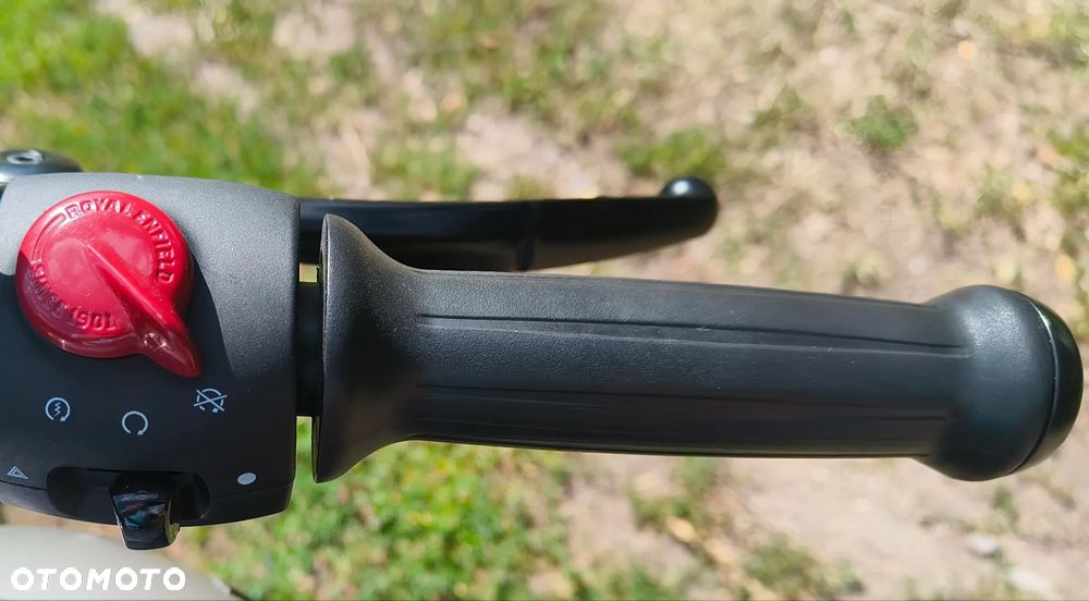 Royal Enfield Classic - 16