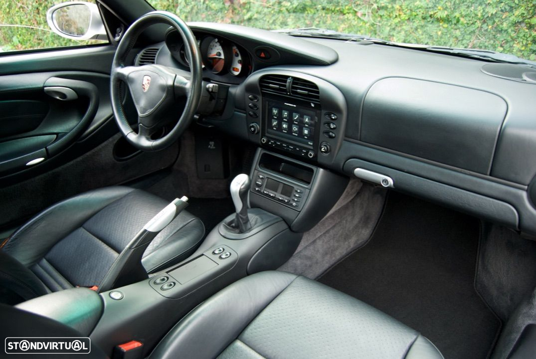 Porsche 911 (996) GT3 - 24